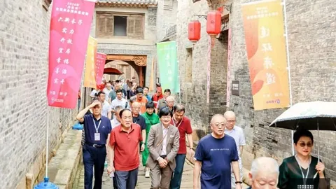 华为 2新品亮相，刘德华亲临揭幕盛典
